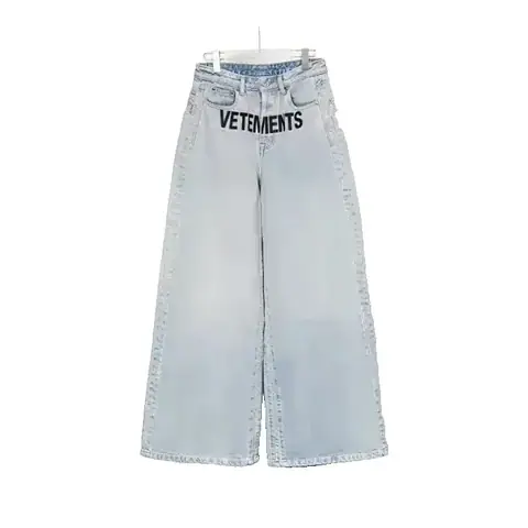 Vetements Jeans